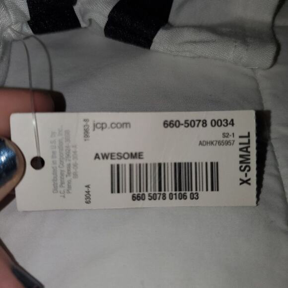 City streets extra small womens v-neck tee with striped trim and holographic wri - Picture 9 of 12